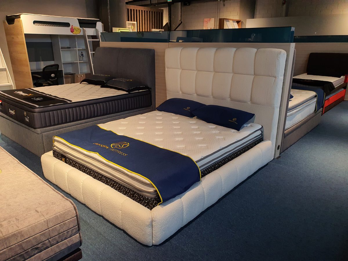 Queen Size Divan Bedframe | Display Clearance (1 Pc Only)